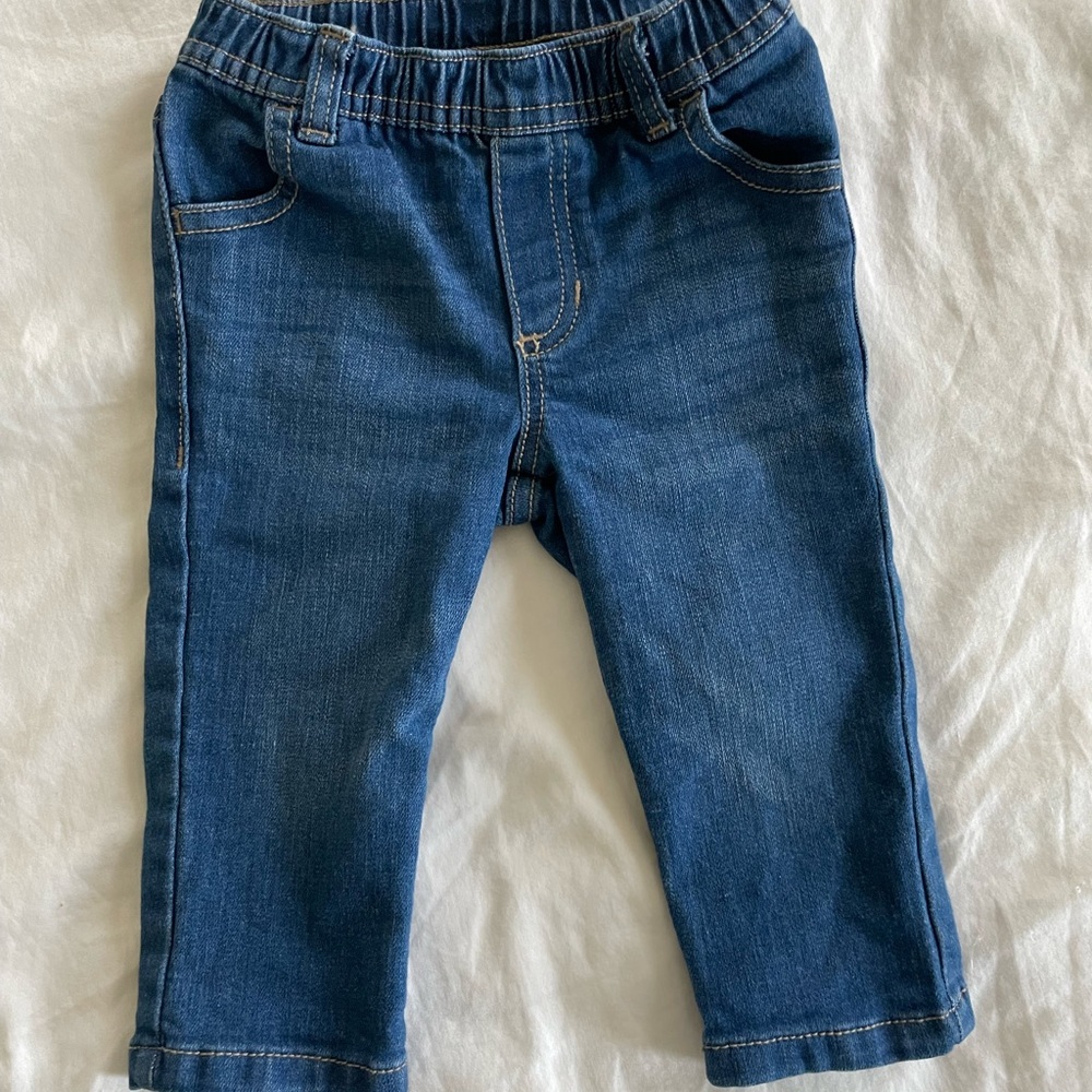 Old Navy Pull-On Jeans